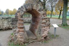 Xanten - Wasserleitung 1.JPG